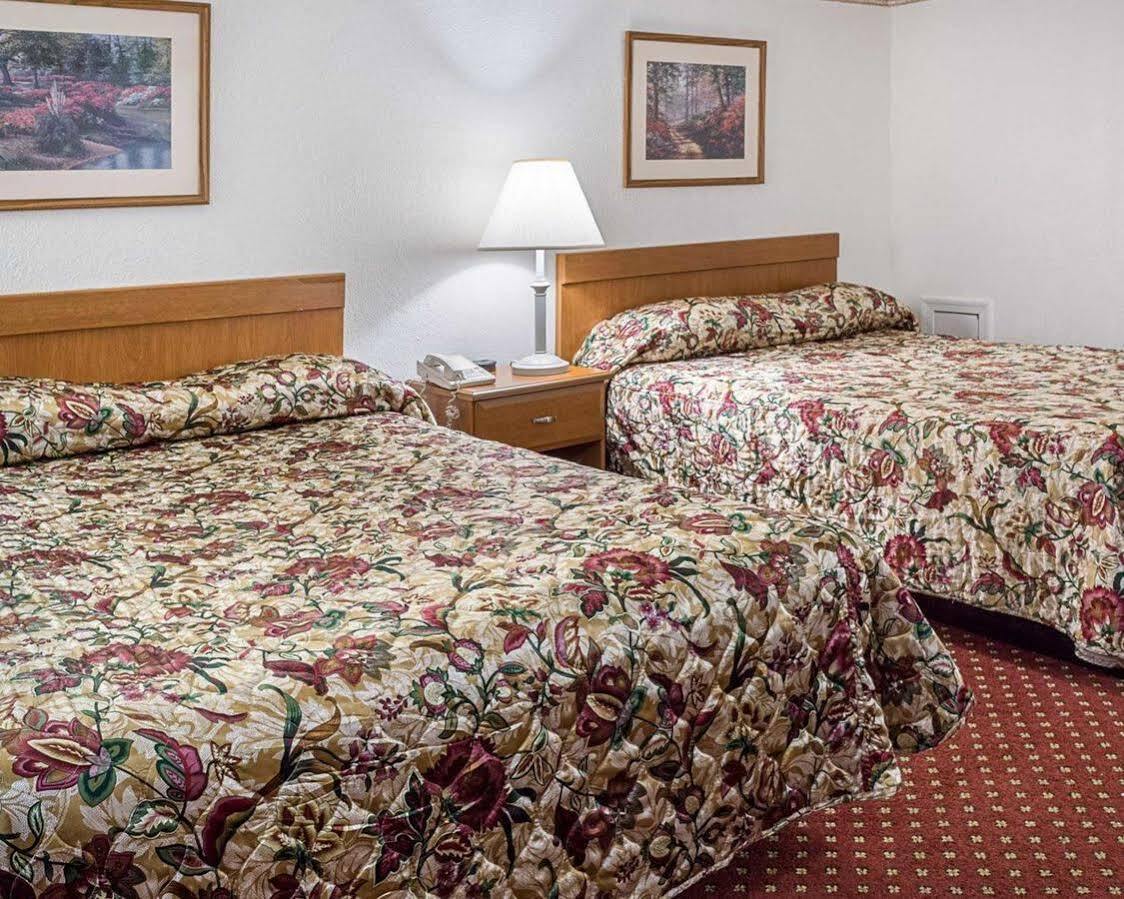 Gateway Inn Templeton Esterno foto